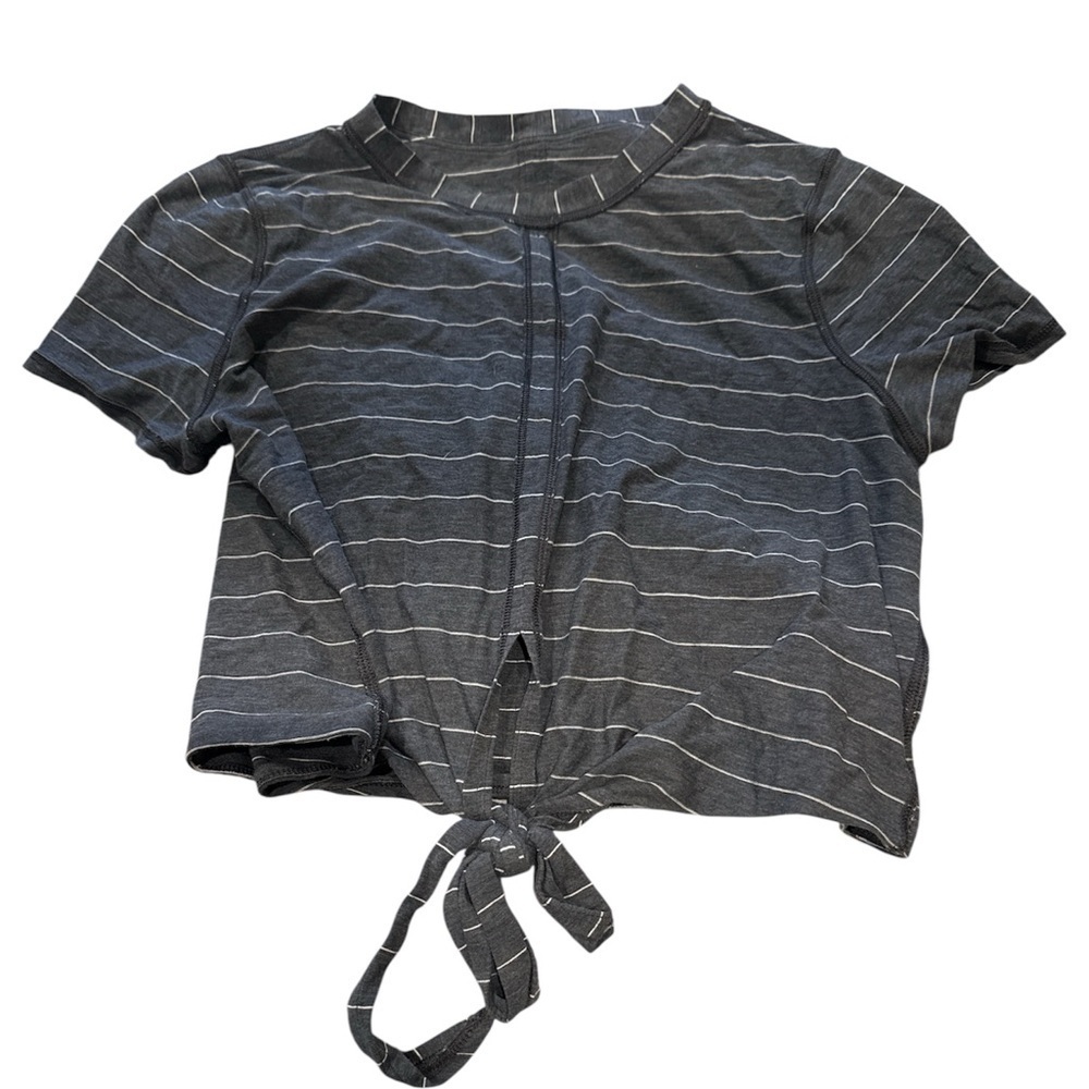 Lululemon xs Striped Tie-Front Crop Top shirt athletic top gray workout gear